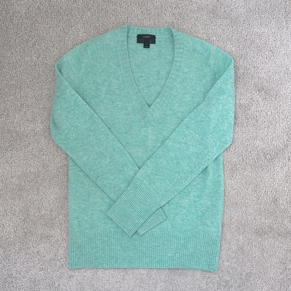 J. Crew Women’s V-Neck Sweater w Cashmere